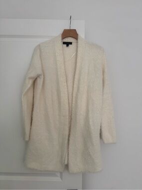 Banana Republic women’s Cream beige Fuzzy Open Front Cardigan Sweater size XS